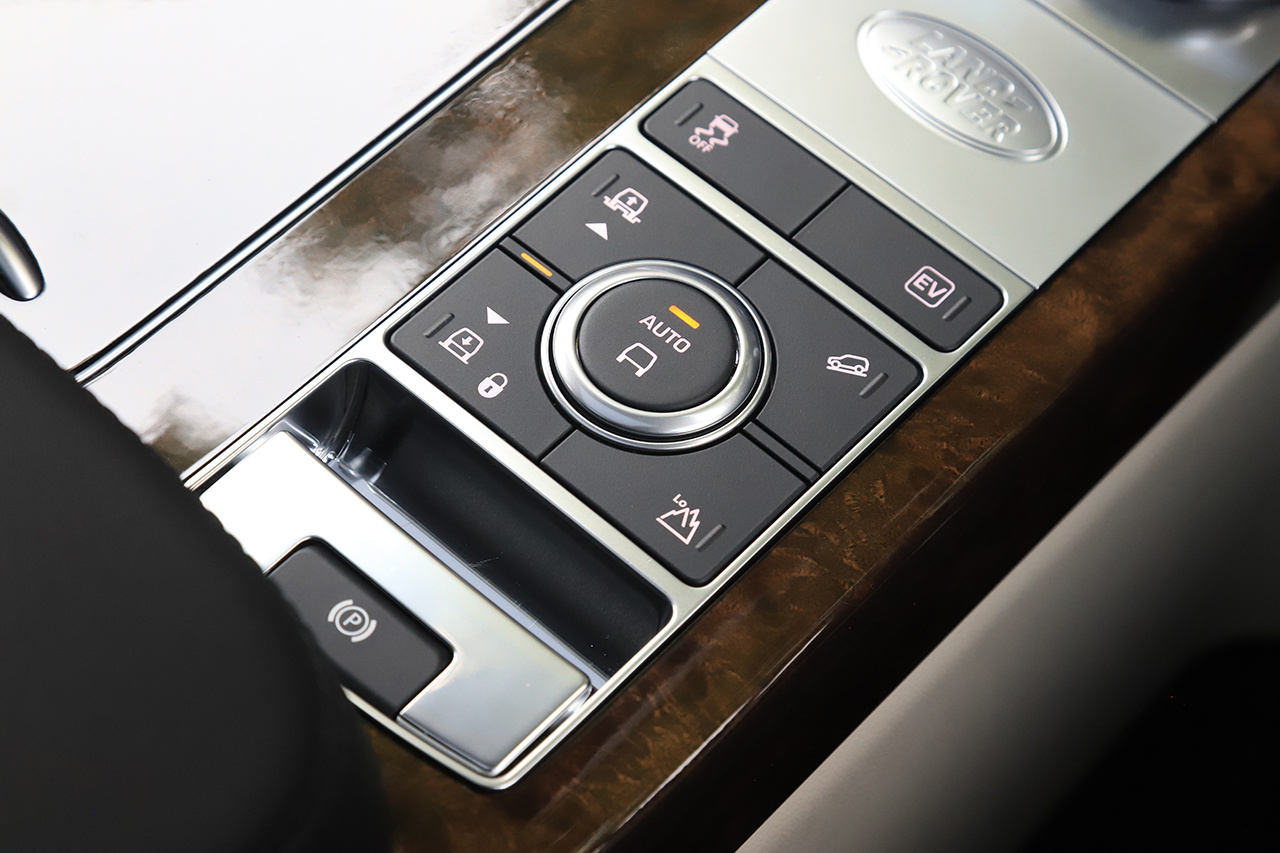 2021 Land Rover RANGE ROVER 