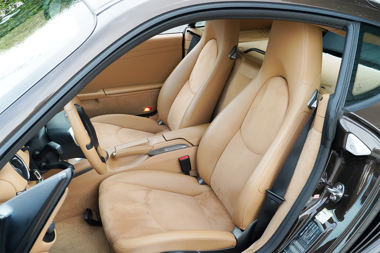 2012 Porsche CAYMAN 