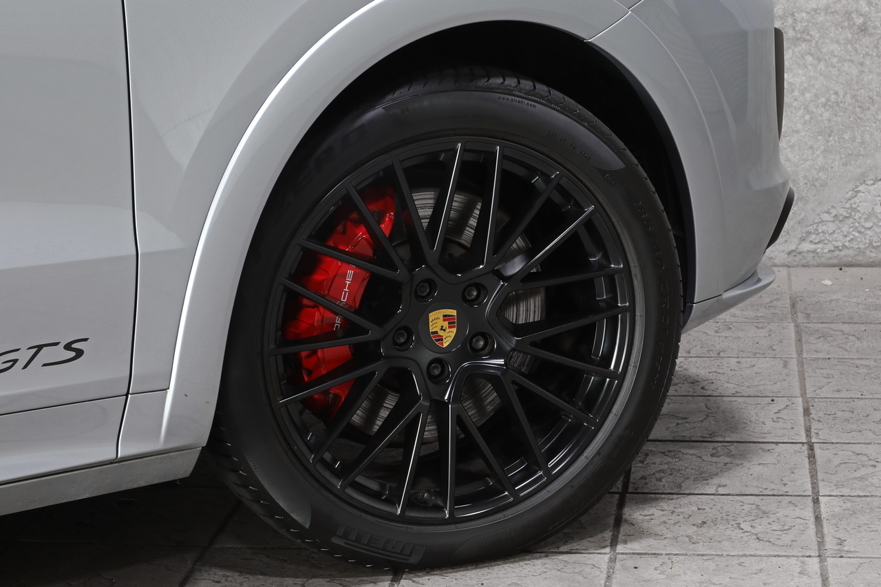 2021 Porsche CAYENNE null