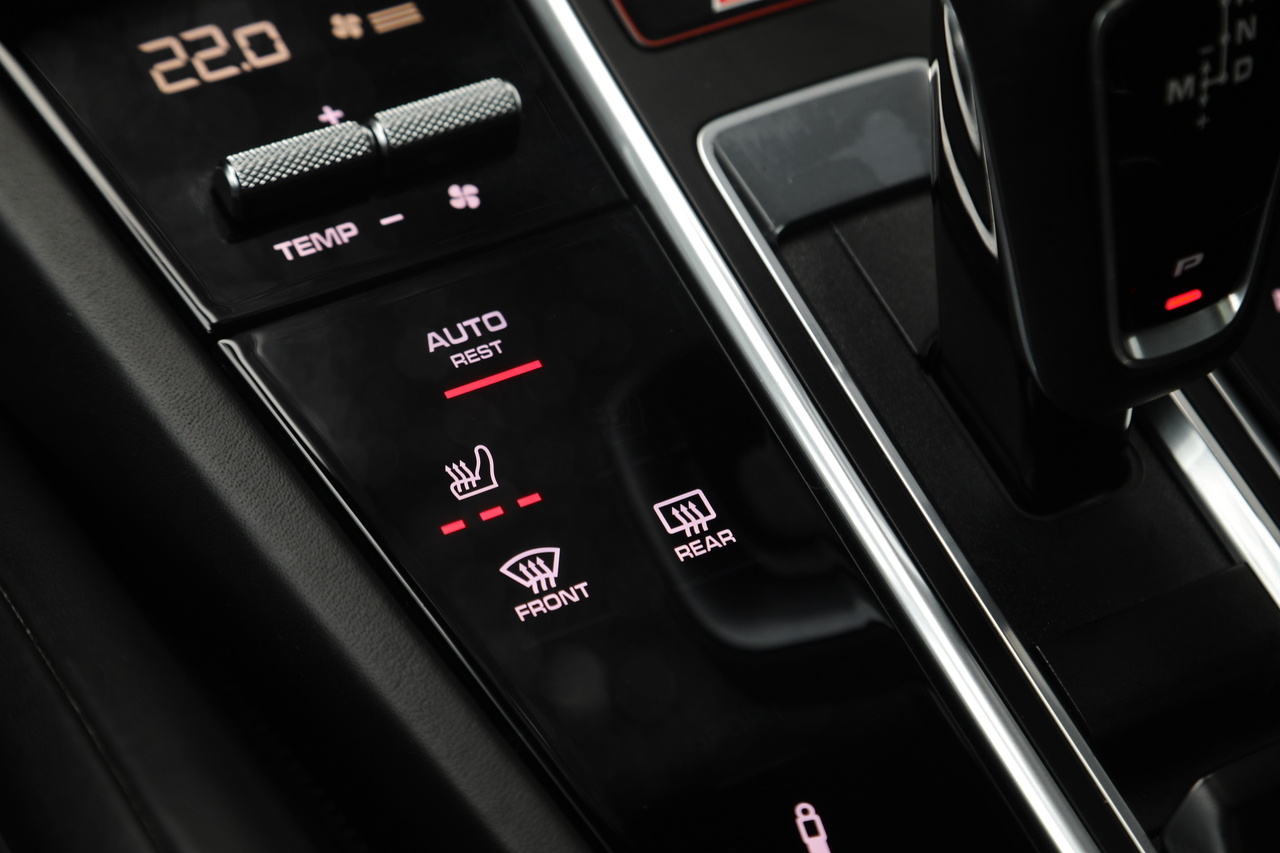 2021 Porsche CAYENNE null