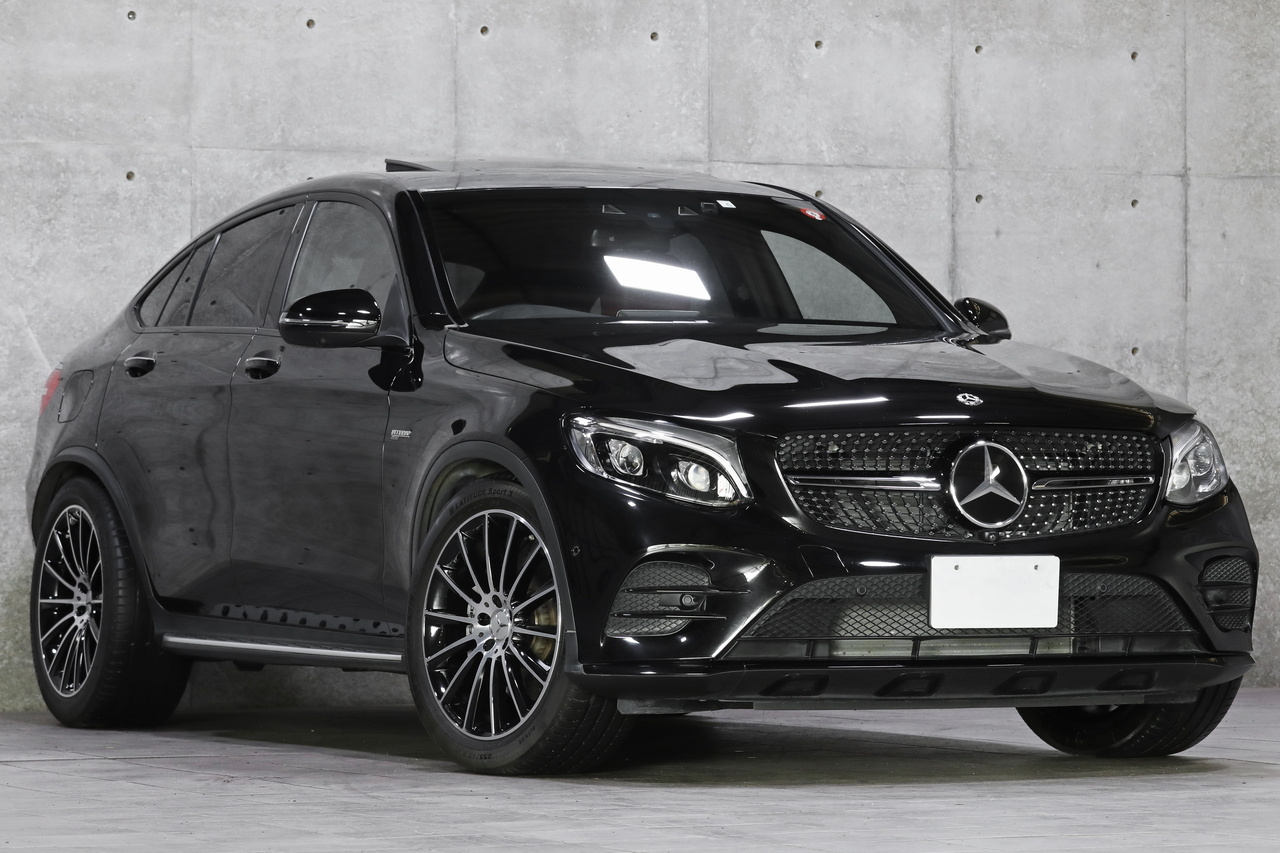 2018 Mercedes-AMG glc-class null
