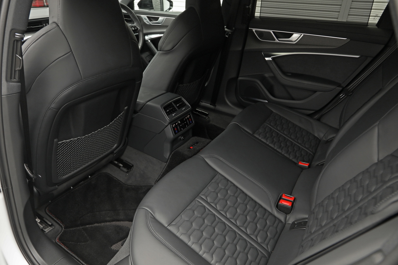 2024 Audi RS6 AVANT null