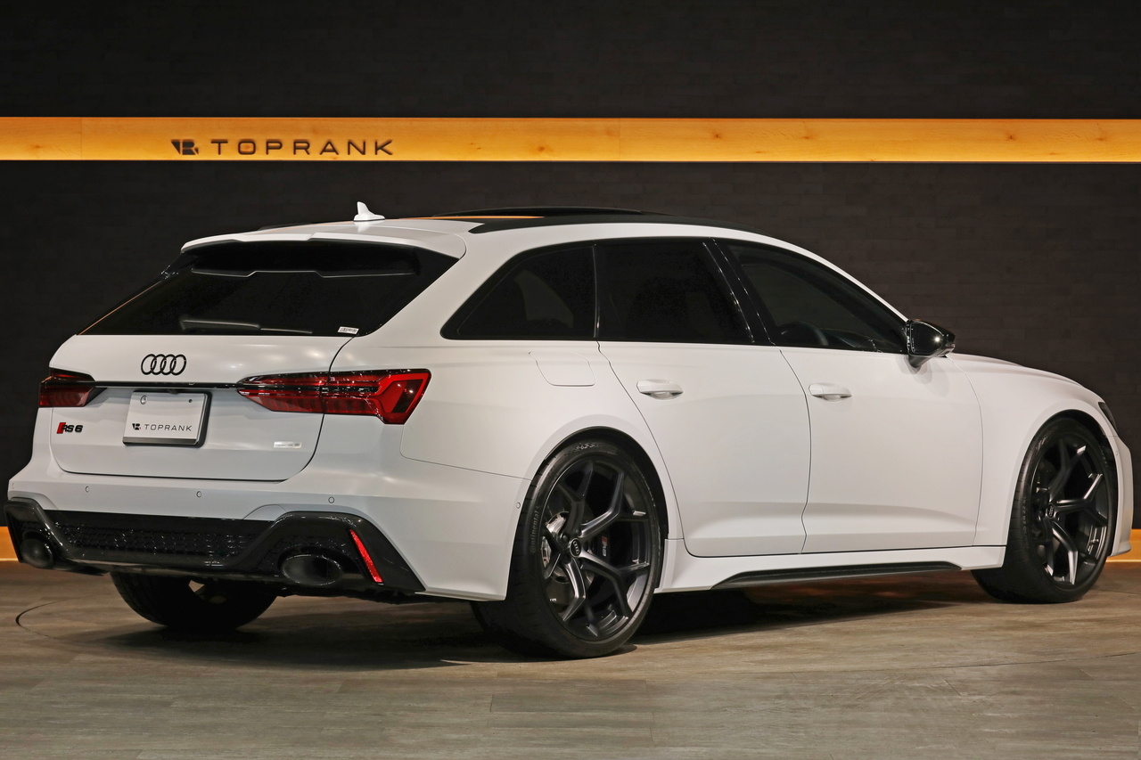 2024 Audi RS6 AVANT null