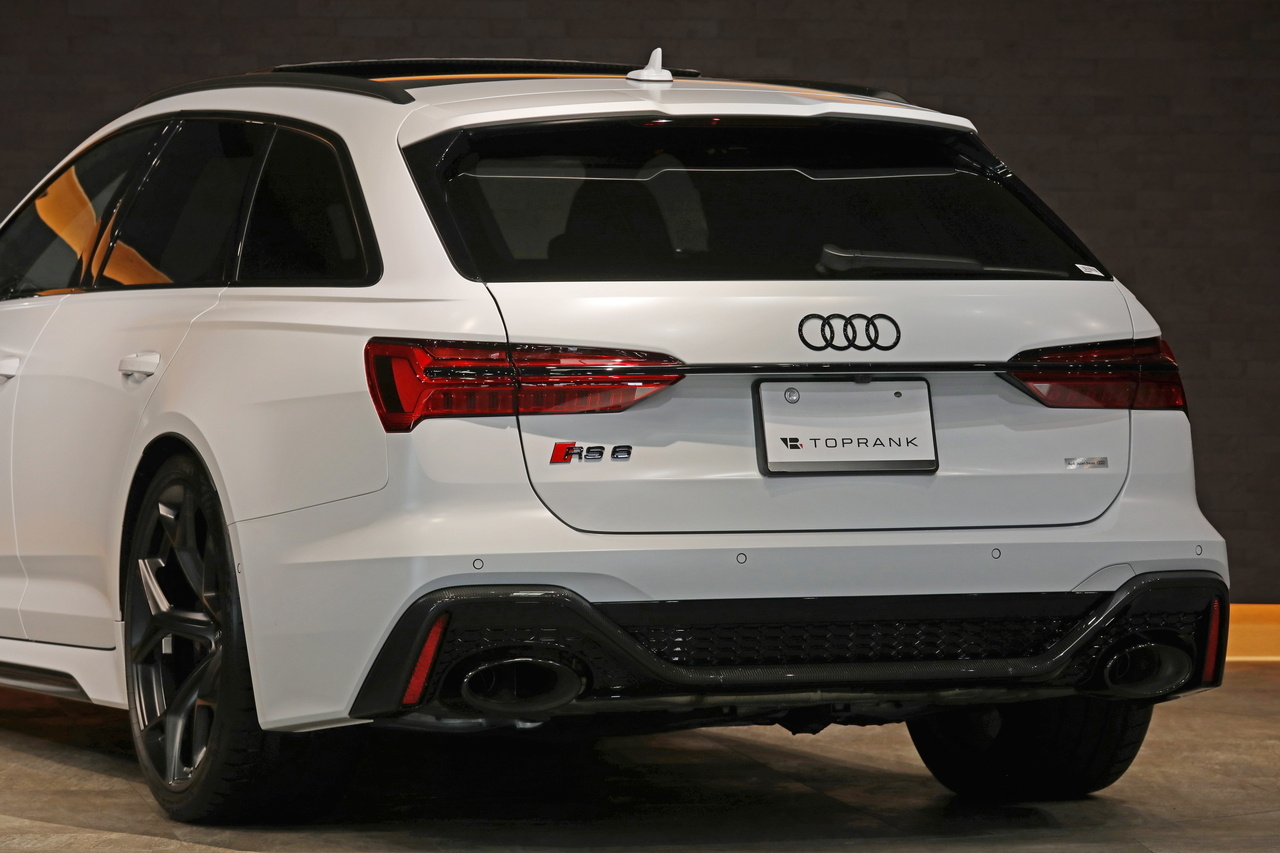 2024 Audi RS6 AVANT null