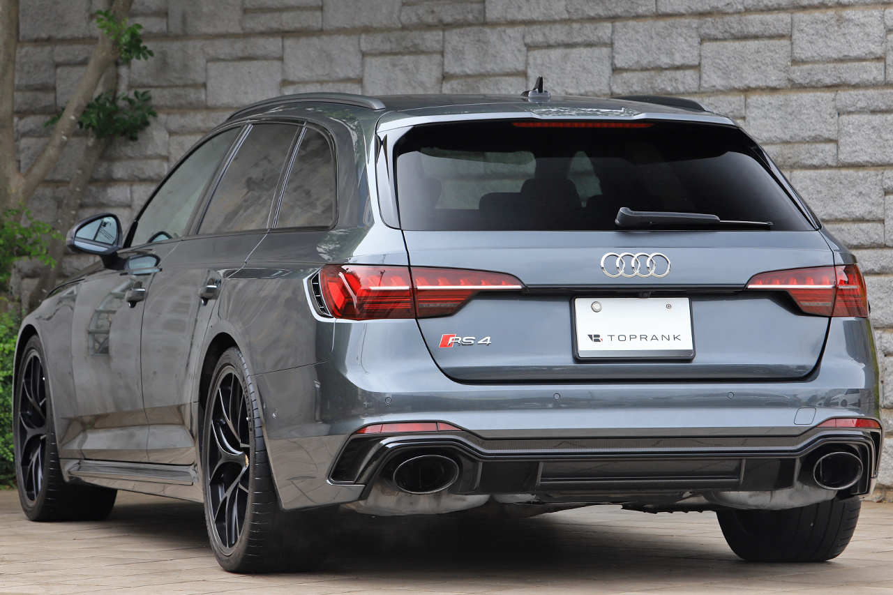 2021 Audi RS4 AVANT null