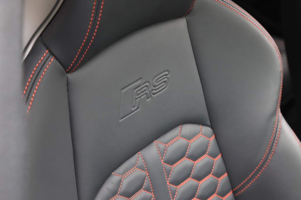 2021 Audi RS4 AVANT null