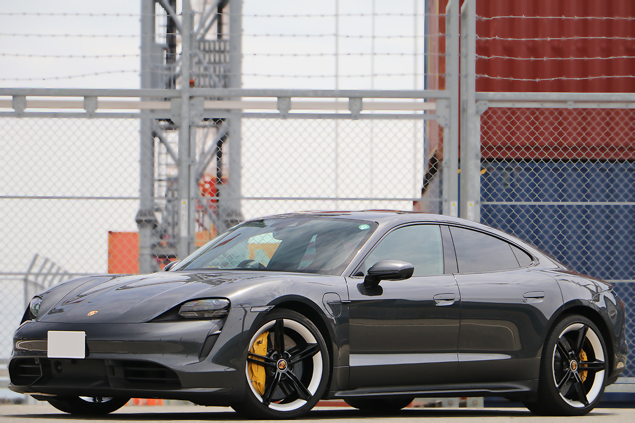 2021 Porsche Taycan 