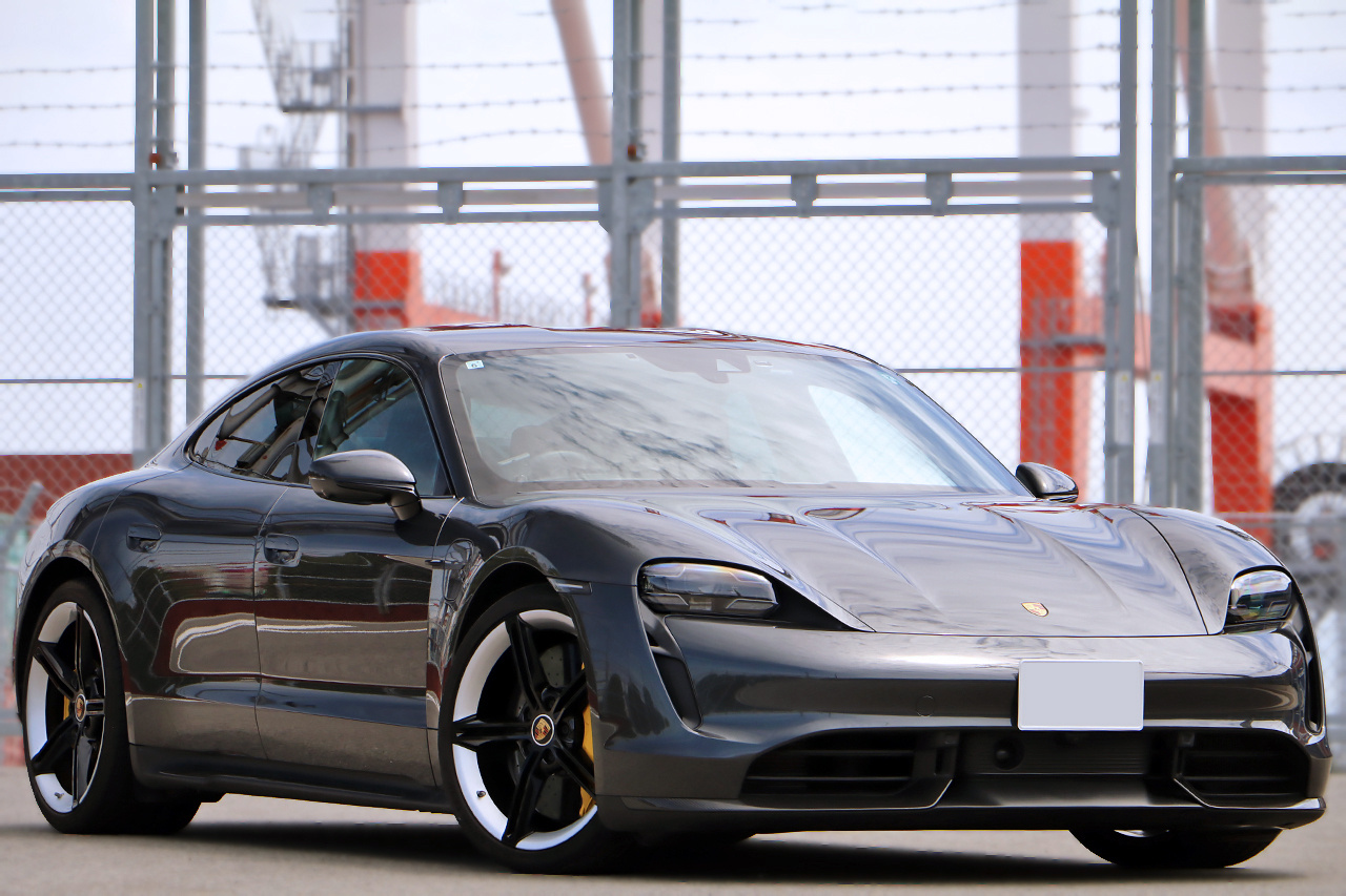 2021 Porsche Taycan 