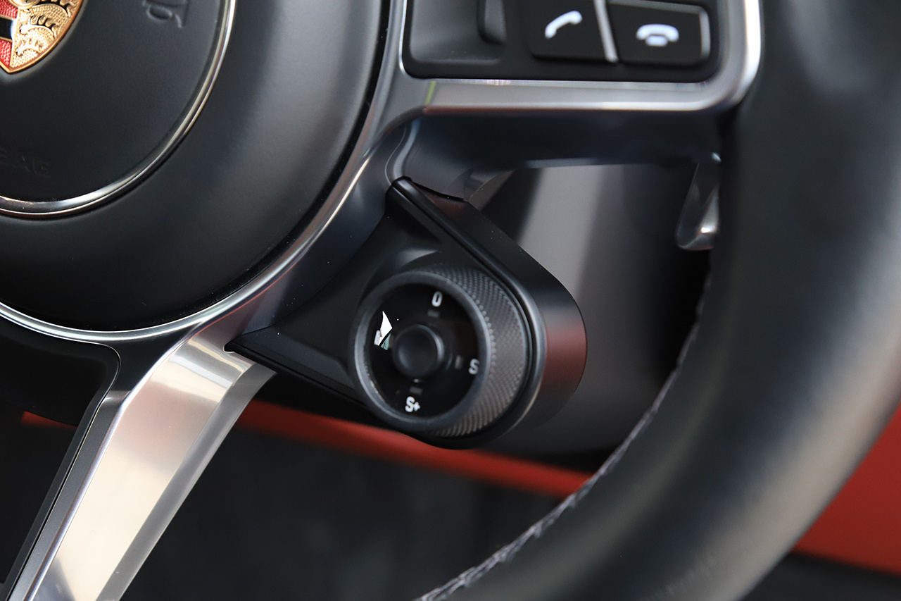 2020 Porsche PANAMERA 