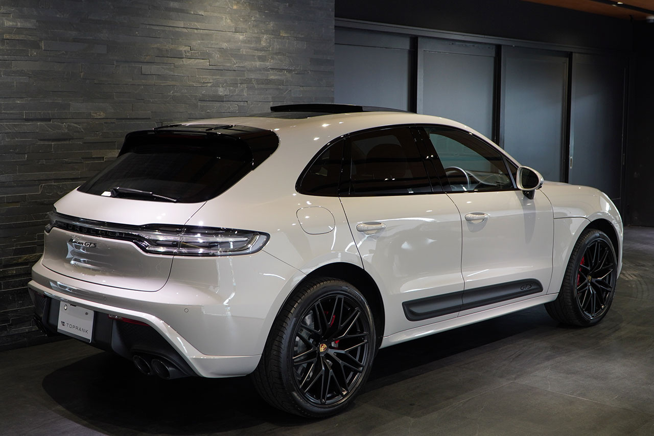 2022 Porsche MACAN null