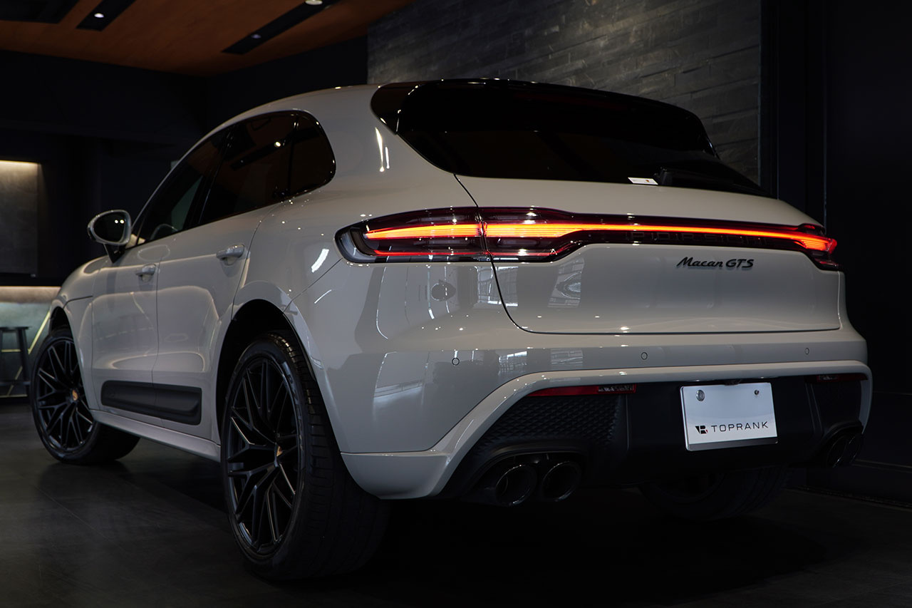 2022 Porsche MACAN null