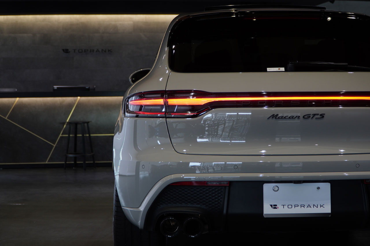 2022 Porsche MACAN null
