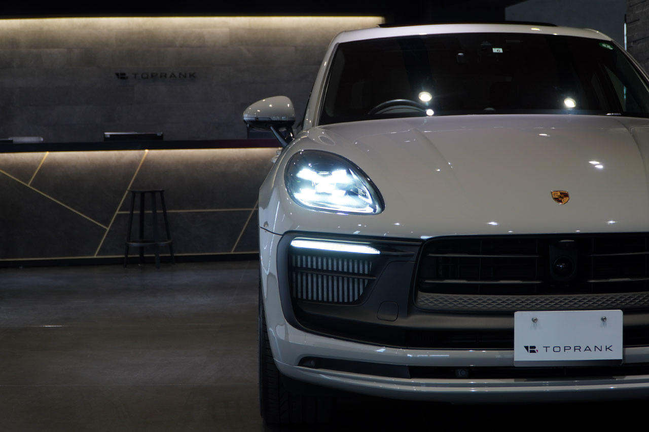 2022 Porsche MACAN null
