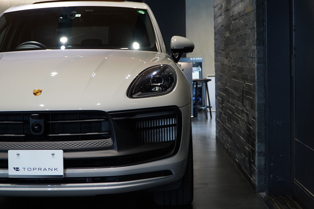 2022 Porsche MACAN null