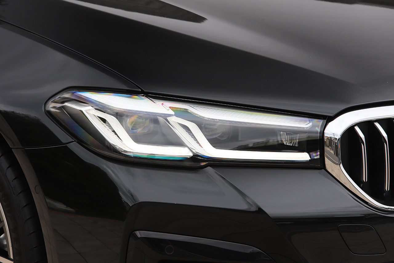 2023 BMW 5 SERIES null