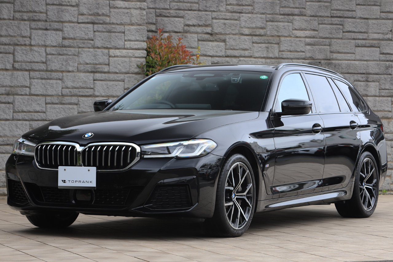 2023 BMW 5 SERIES null