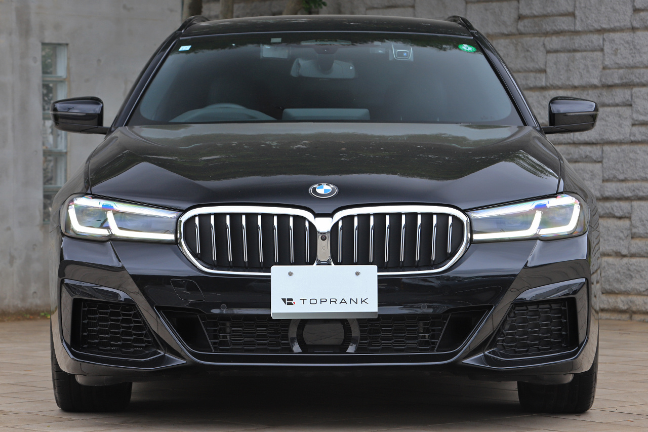 2023 BMW 5 SERIES null