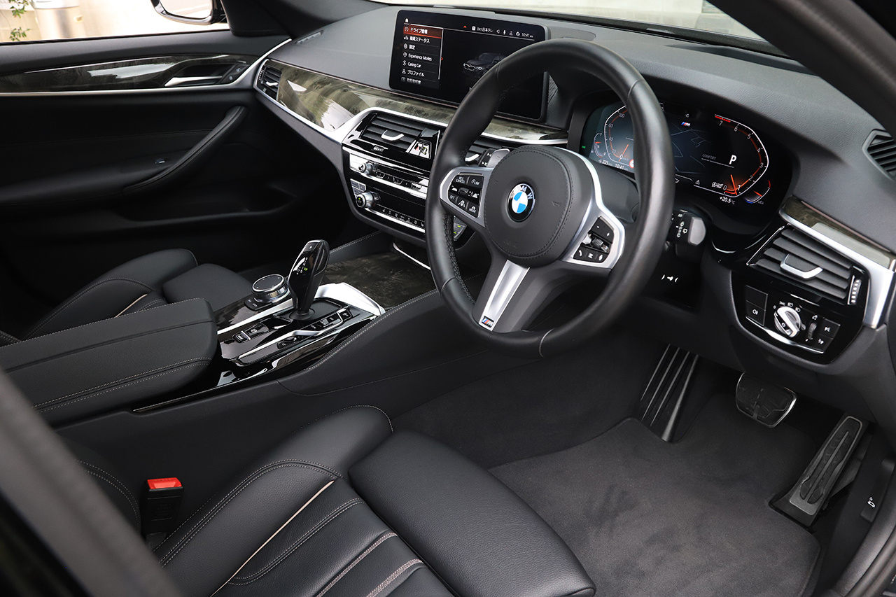 2023 BMW 5 SERIES null