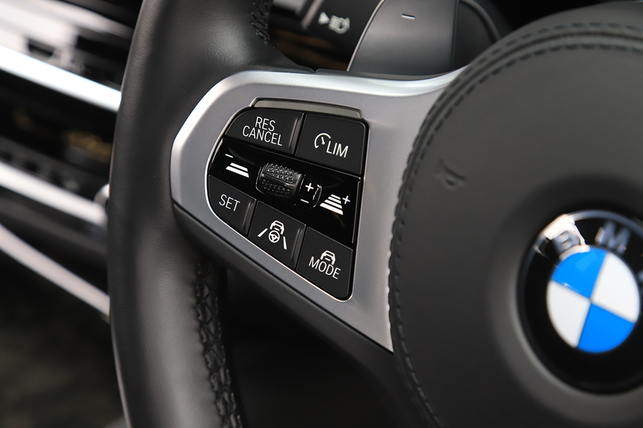 2023 BMW 5 SERIES null