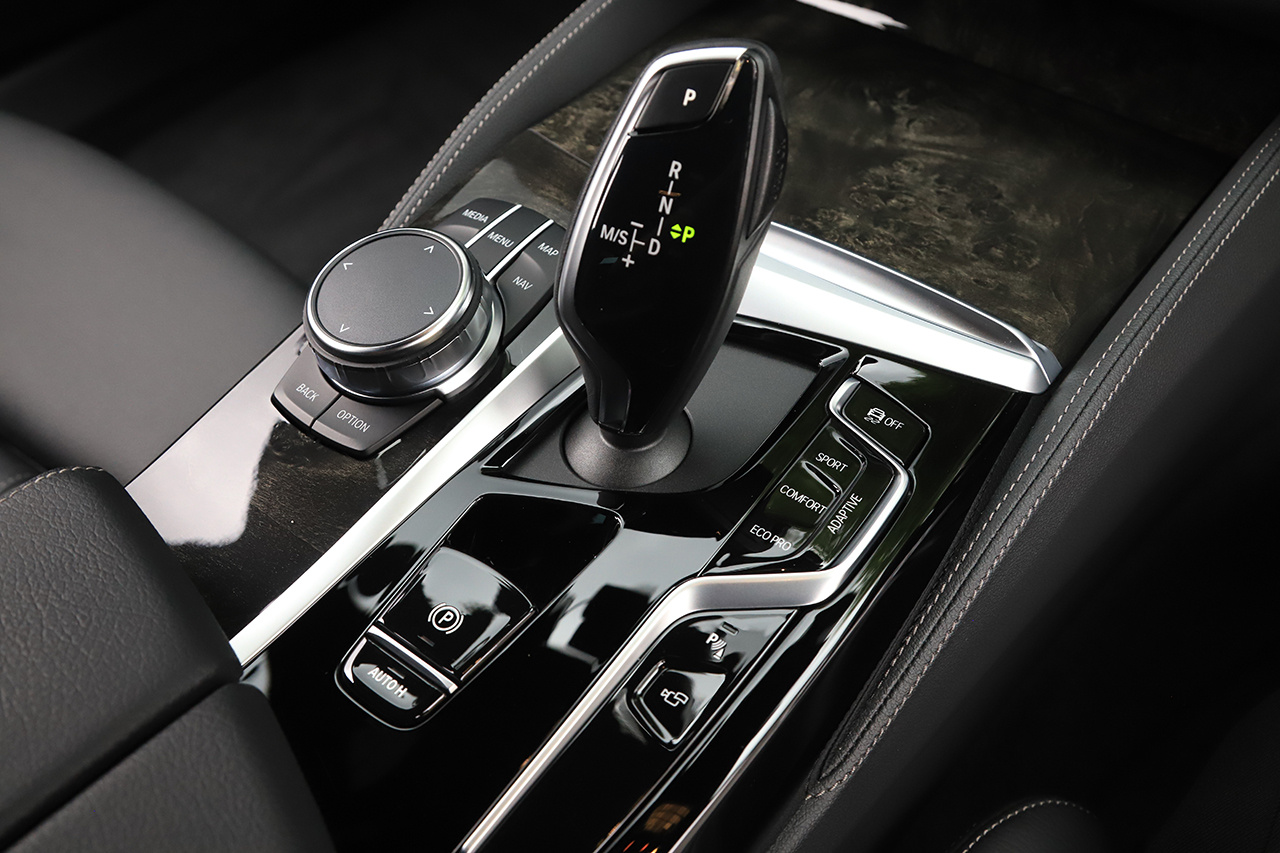 2023 BMW 5 SERIES null