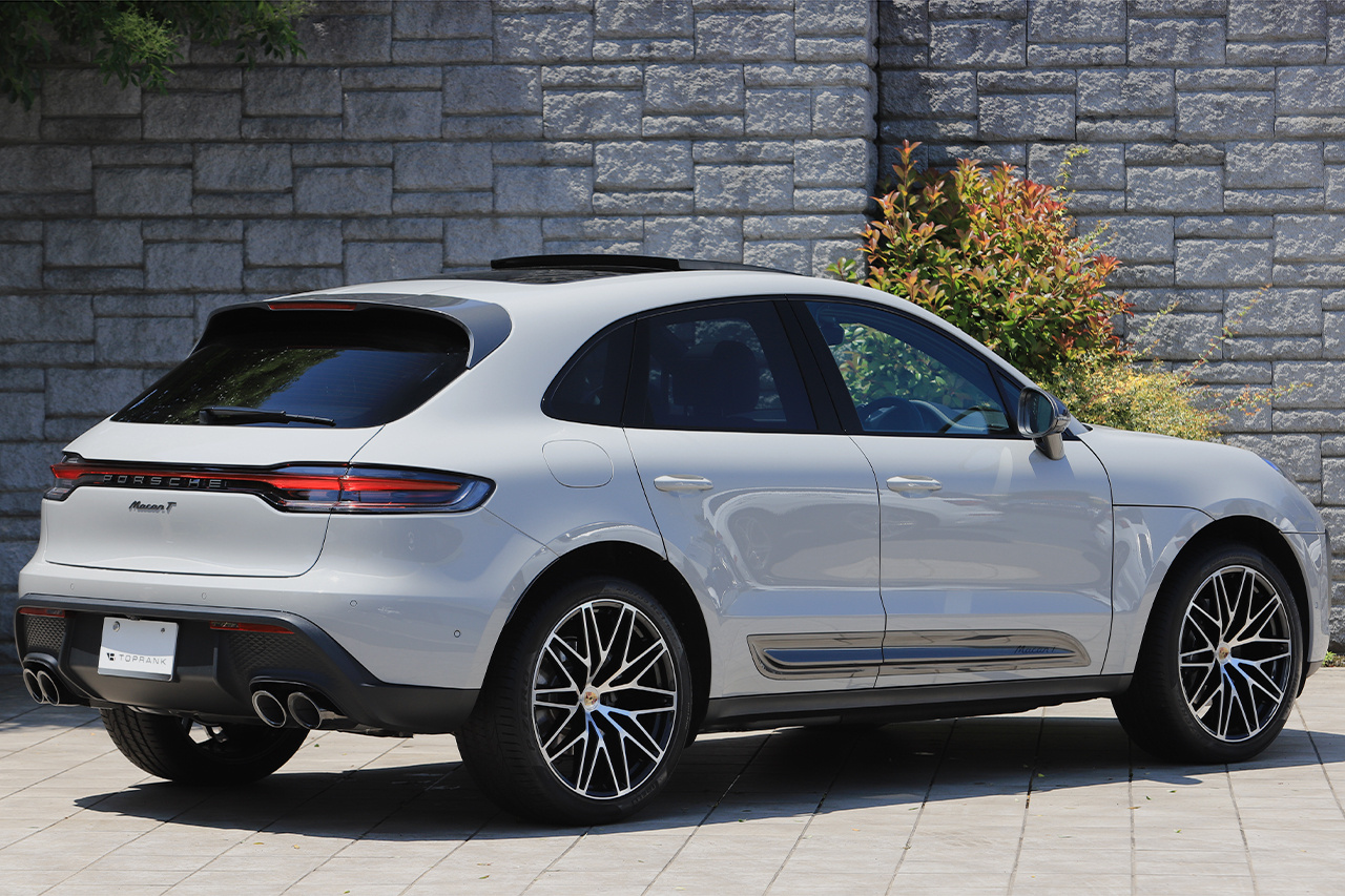 2024 Porsche MACAN null