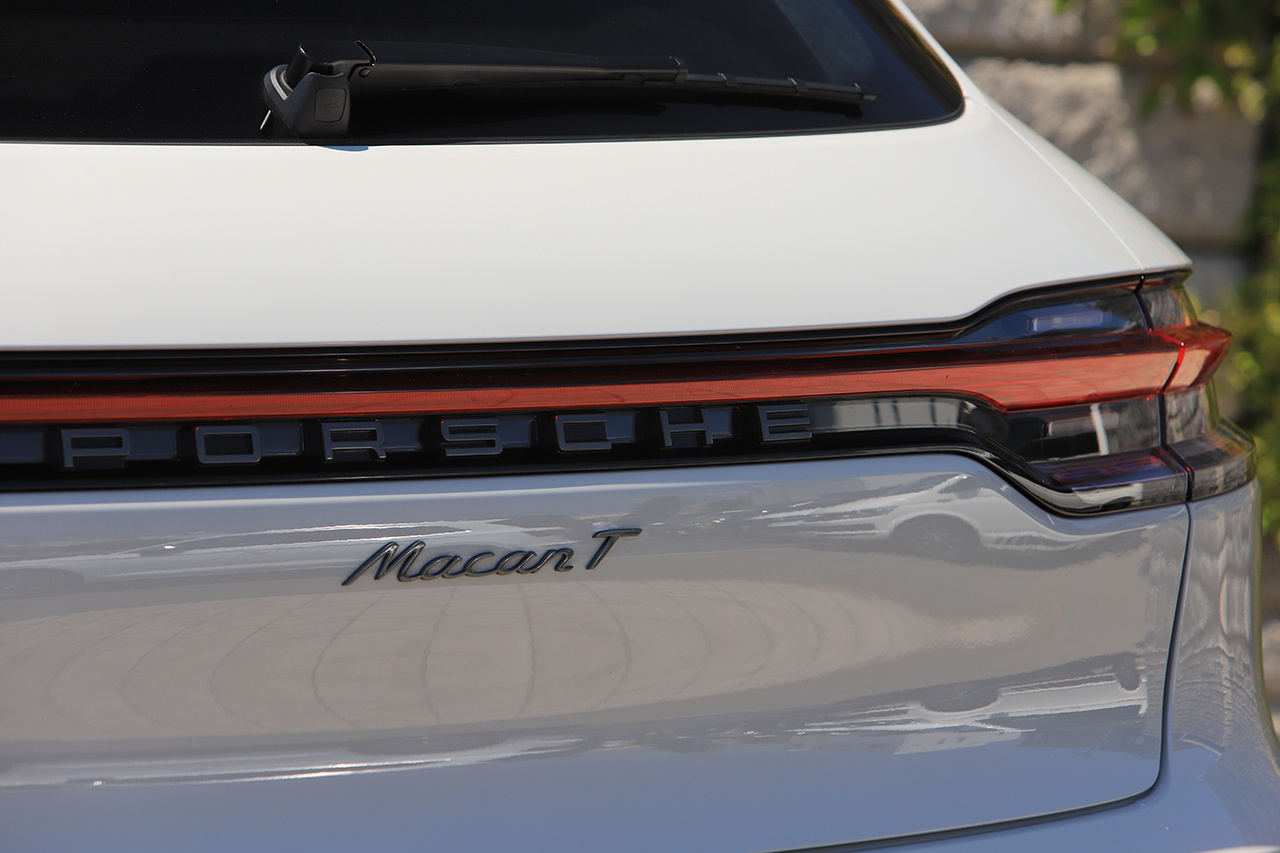 2024 Porsche MACAN null