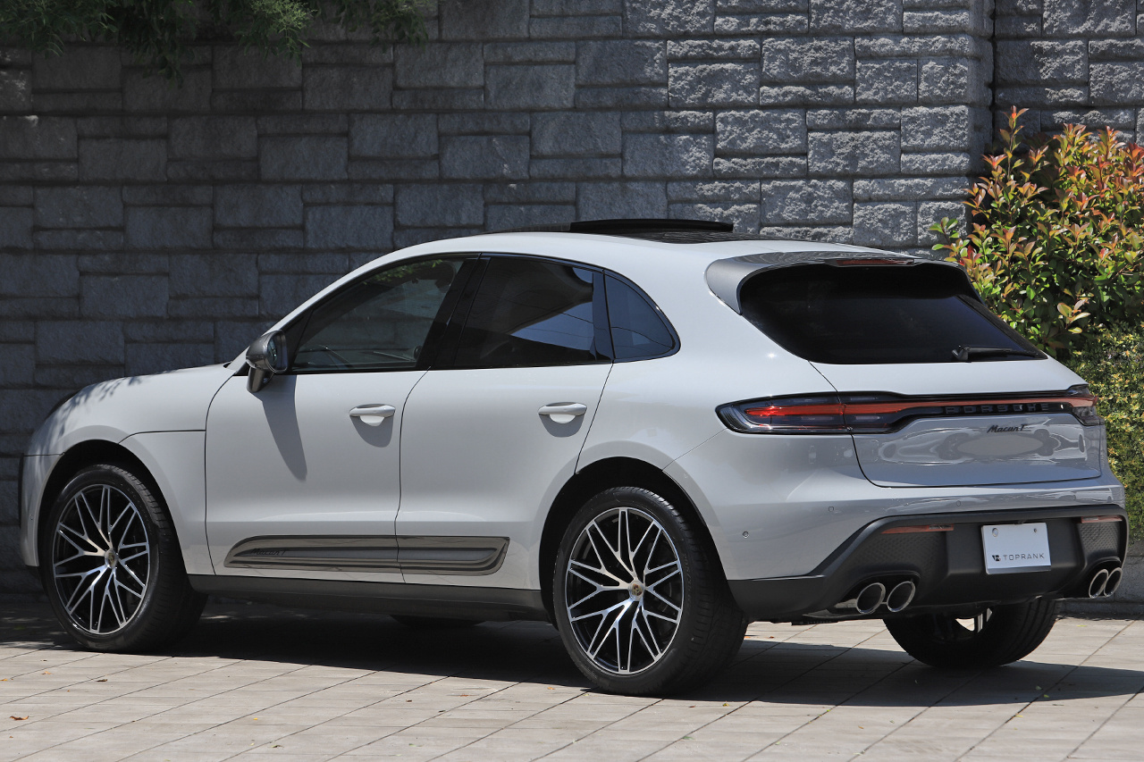 2024 Porsche MACAN null