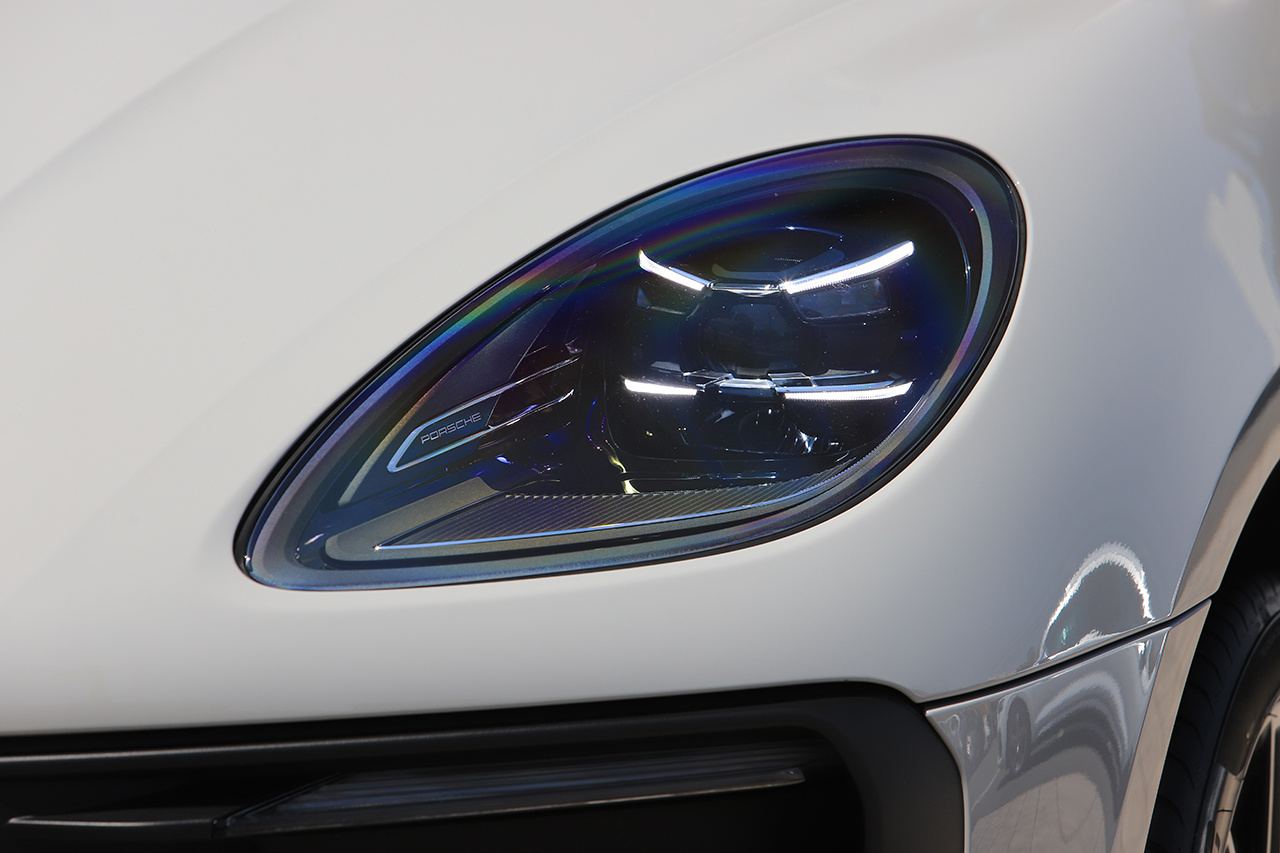 2024 Porsche MACAN null