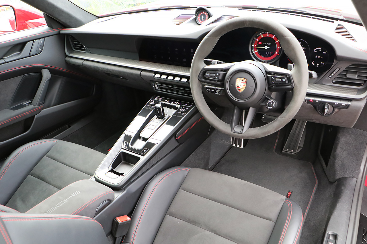 2023 Porsche 911 null