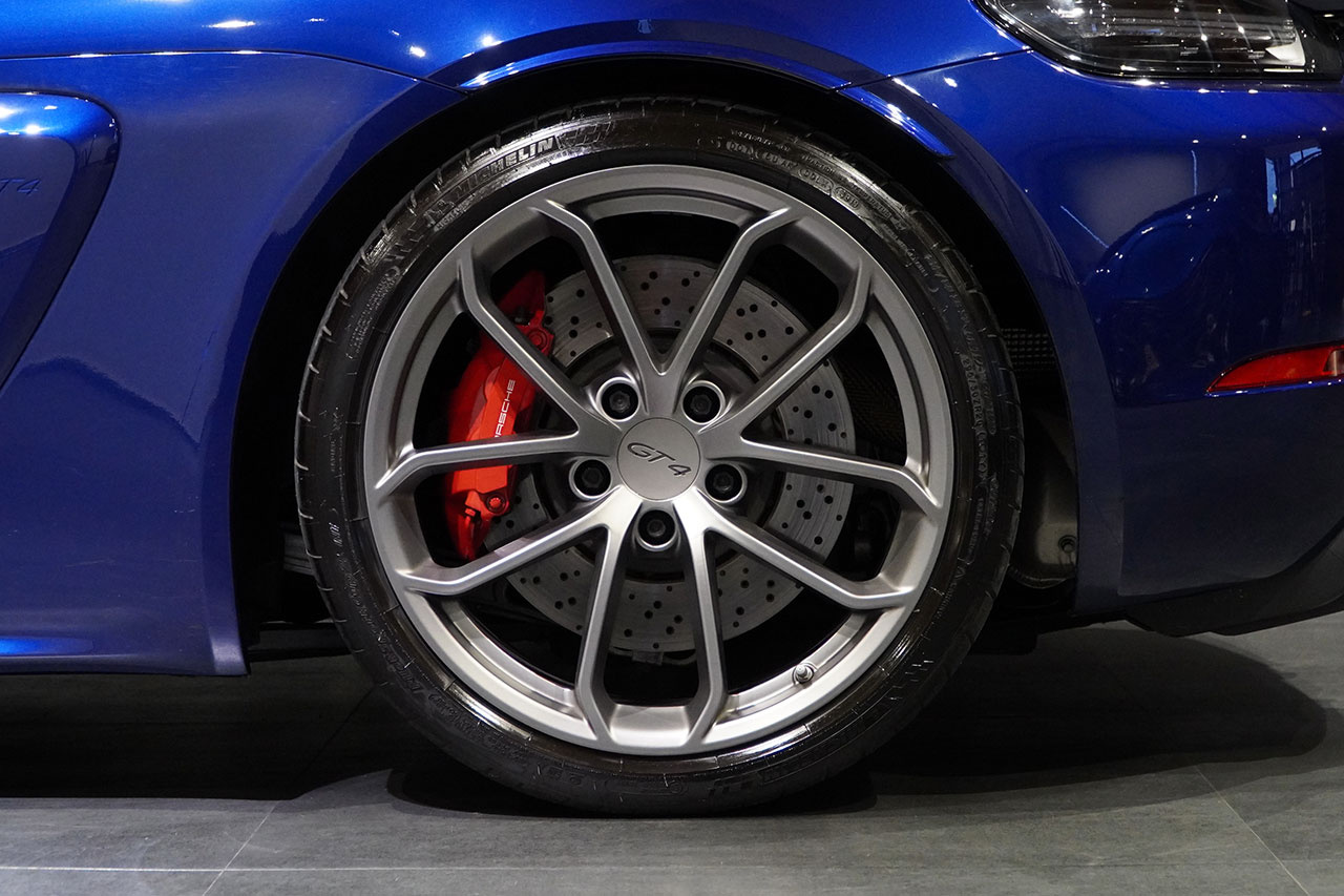 2020 Porsche 718 CAYMAN 