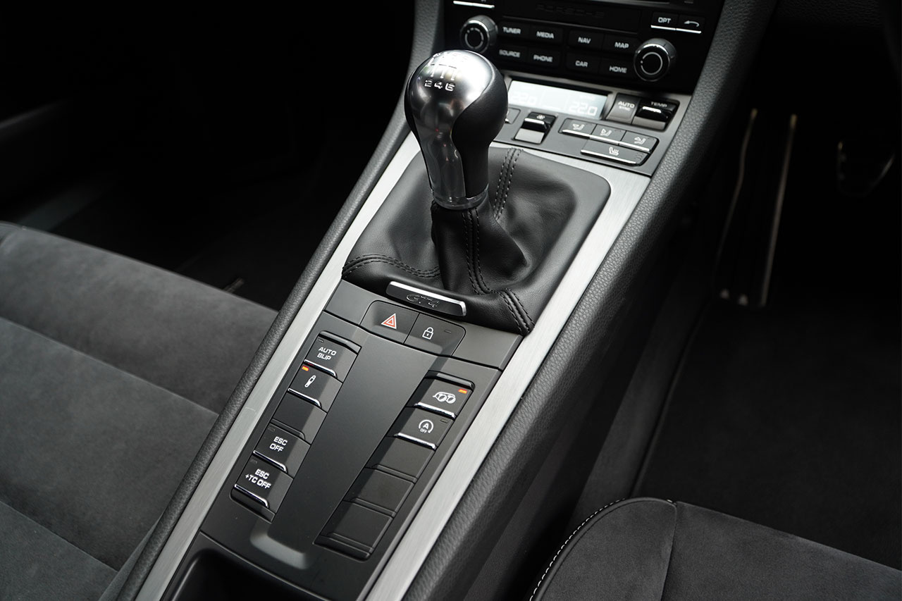 2020 Porsche 718 CAYMAN 