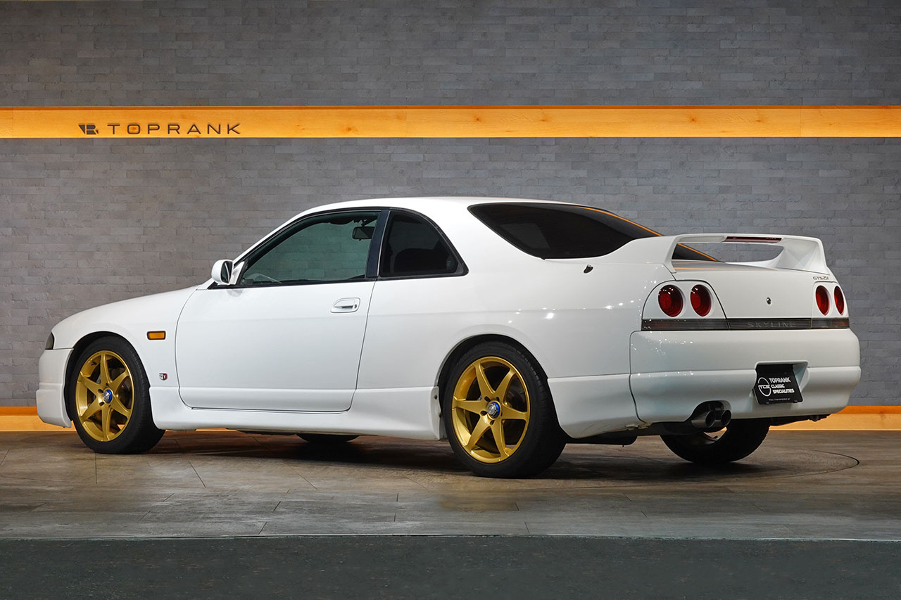 1996 Nissan SKYLINE COUPE ECR33 R33 Skyline GTS25t Type M, Aftermarket 17 Inch Wheels, KTS Height Adjustable Coilovers