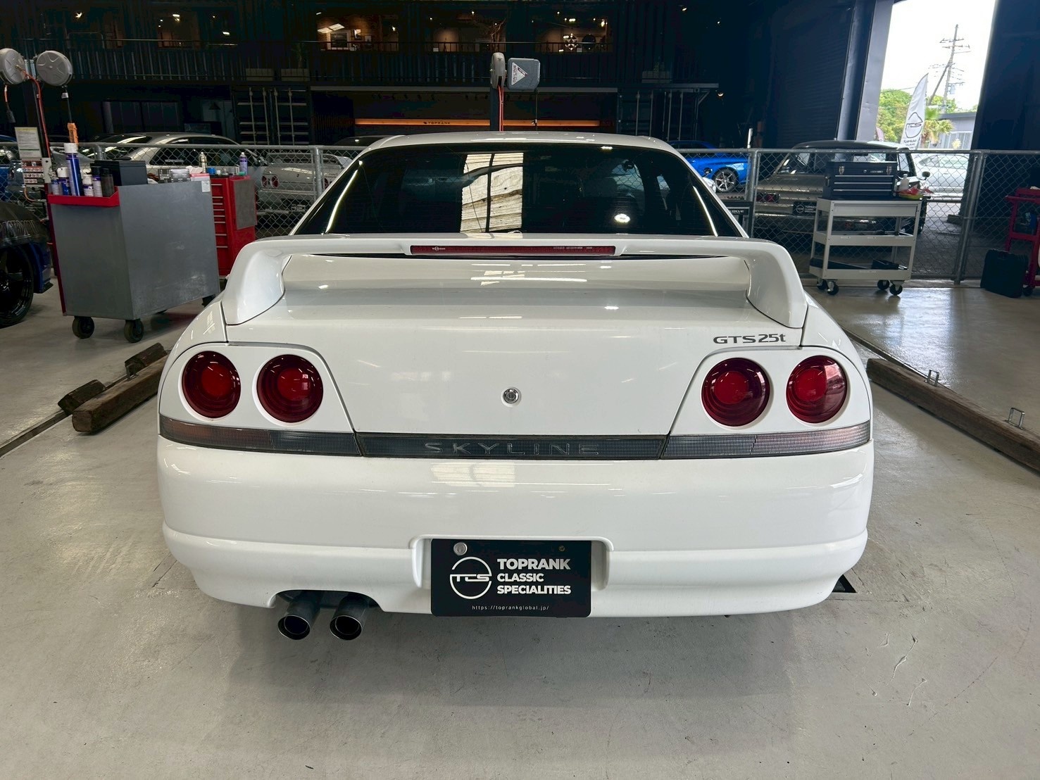 1996 Nissan SKYLINE Future inventory Nissan ECR33 Skyline R33