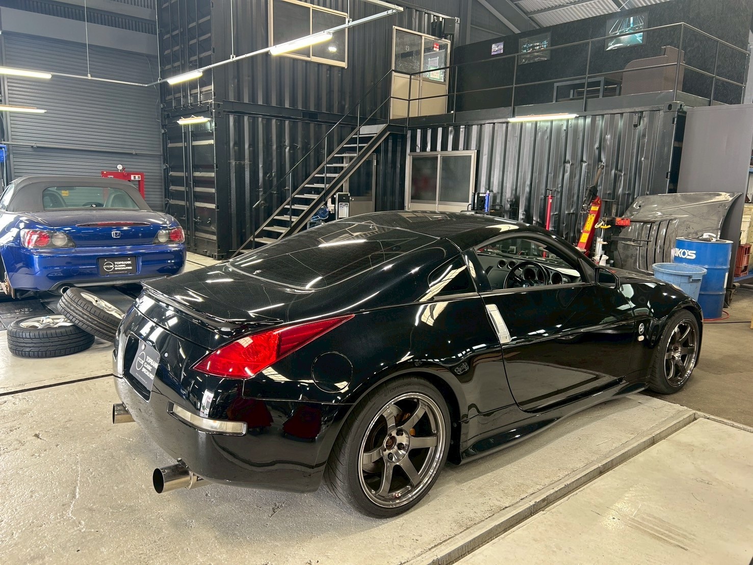 2003 Nissan FAIRLADY Z Future inventory Nissan Z33 FAIRLADY Z