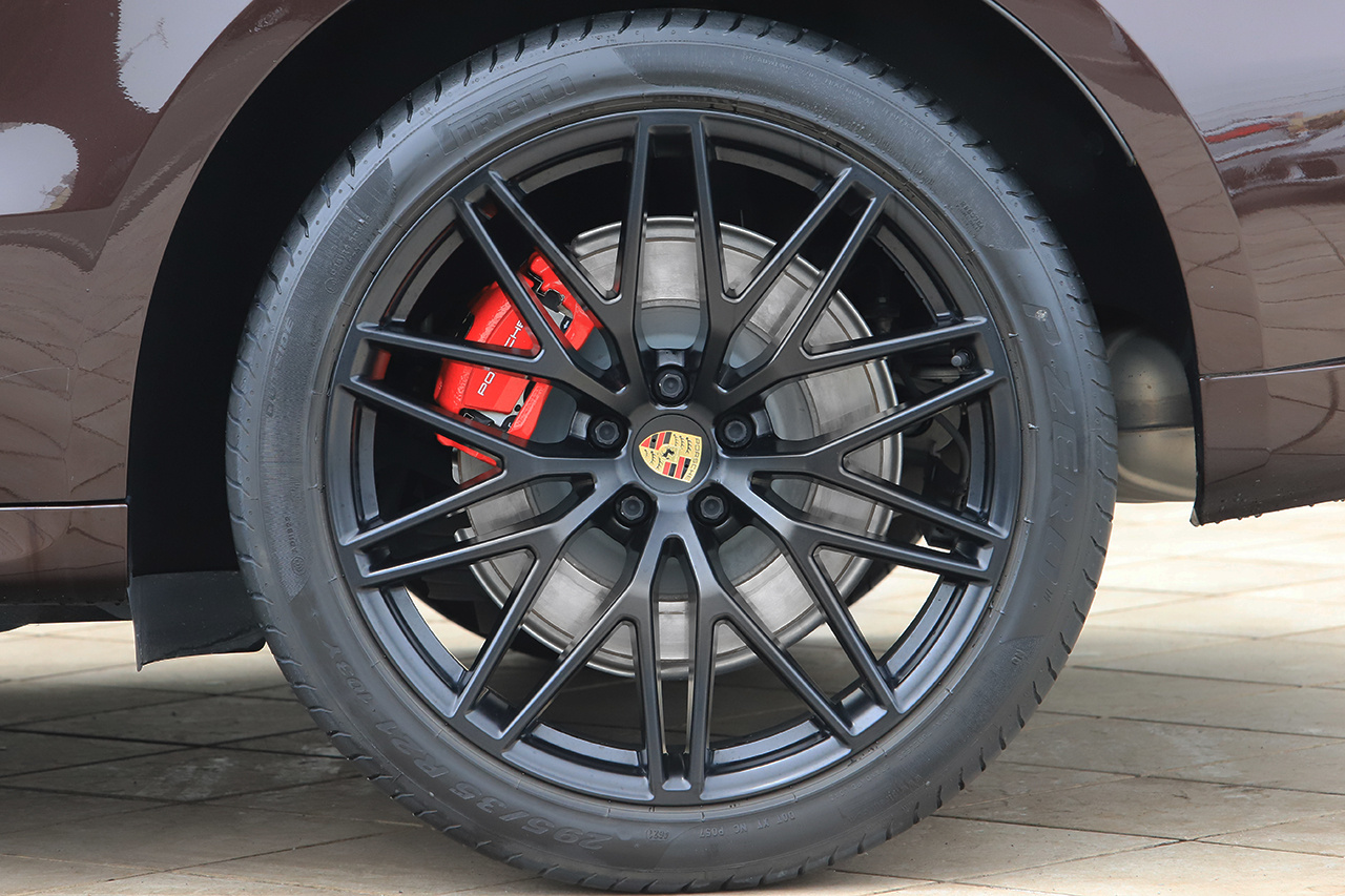 2022 Porsche MACAN null