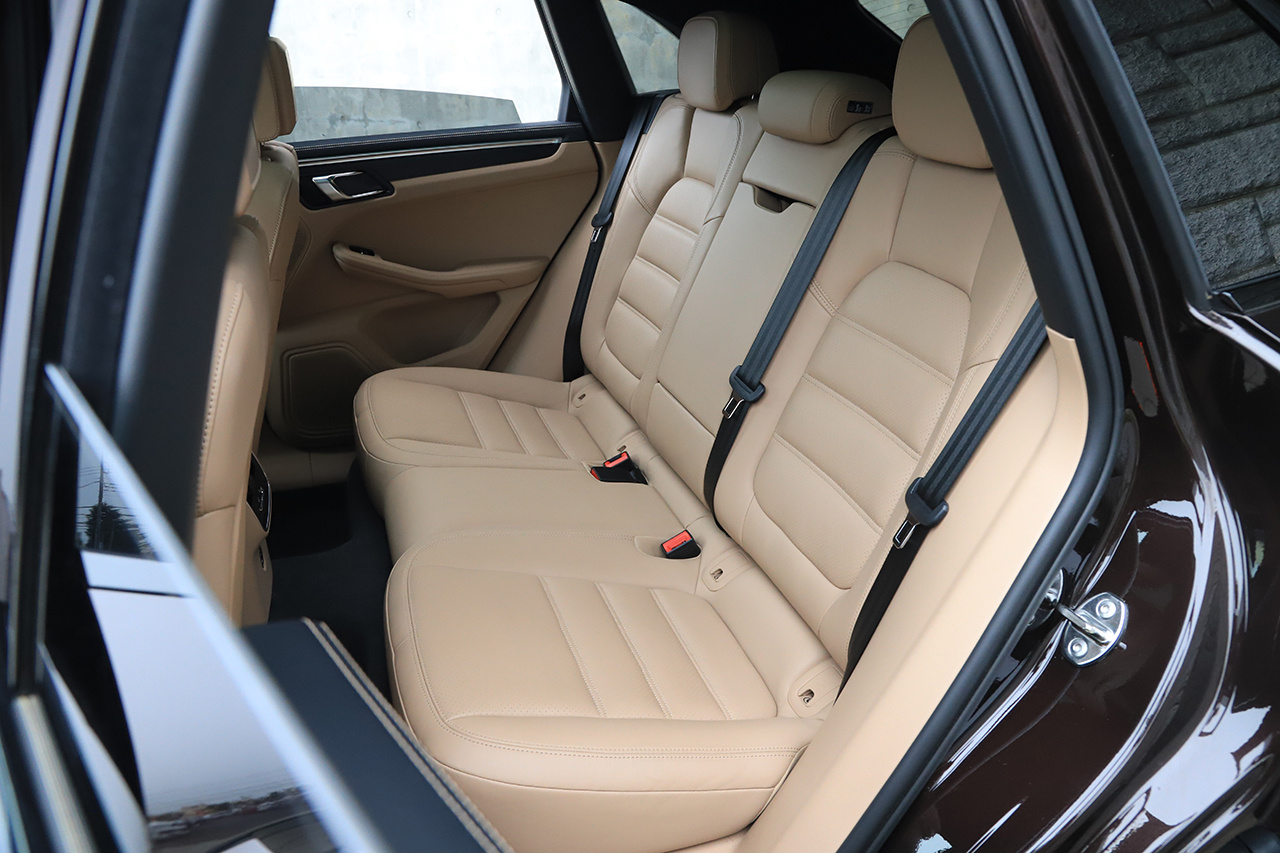 2022 Porsche MACAN null