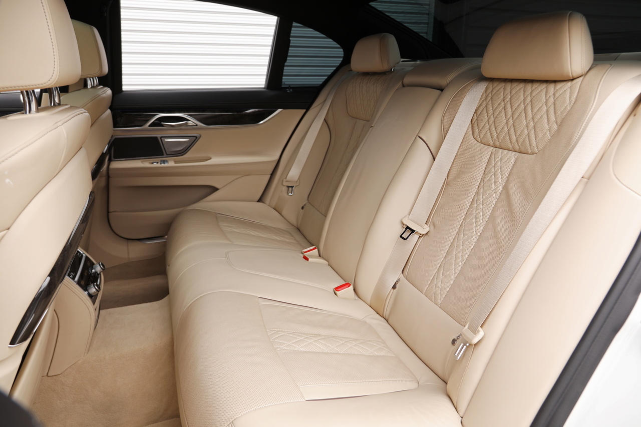 2016 BMW 7 SERIES null