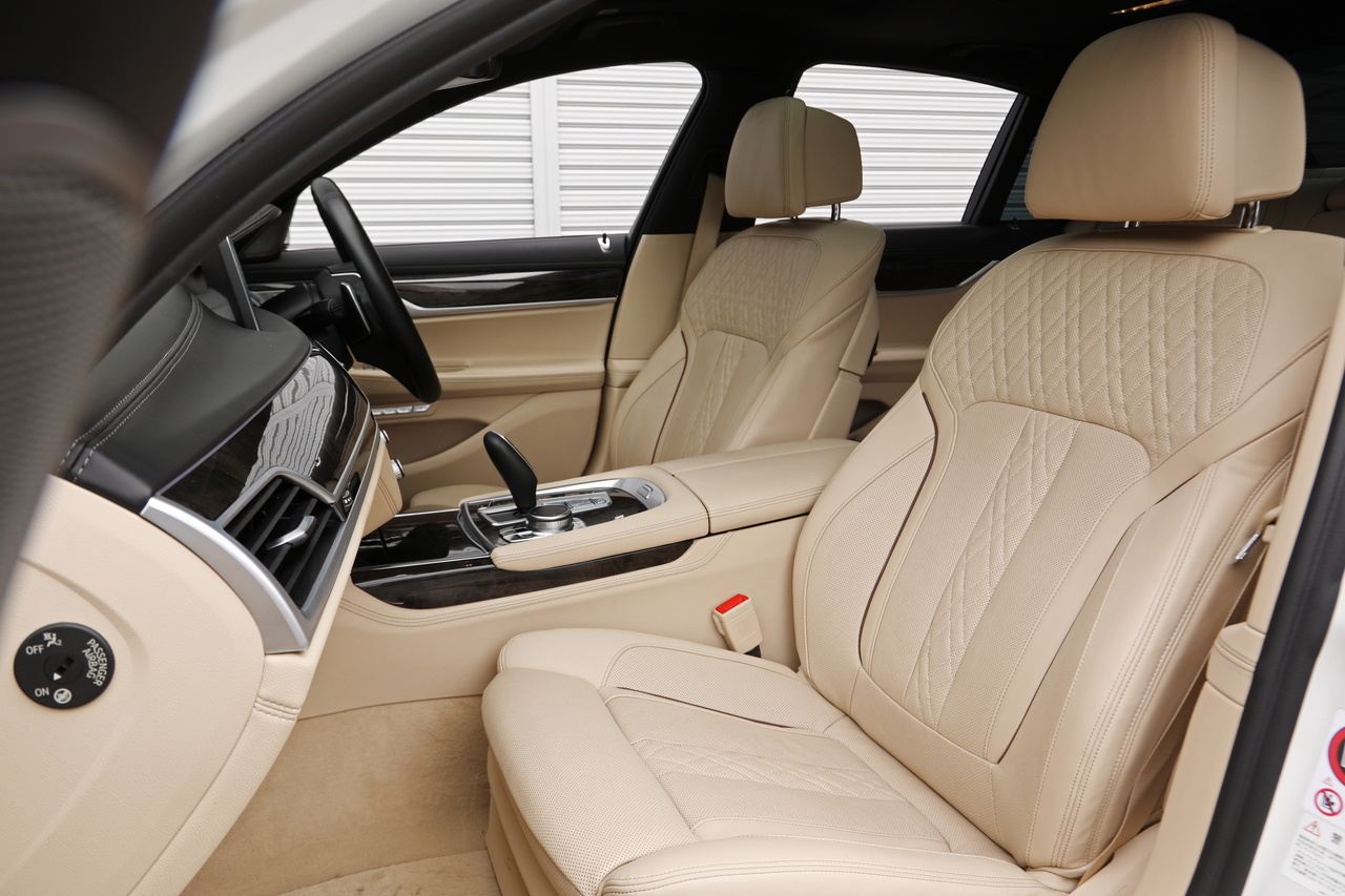 2016 BMW 7 SERIES null