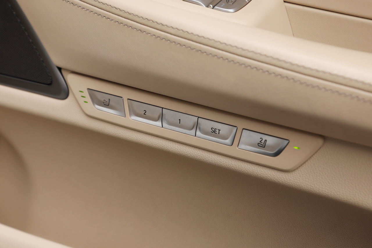 2016 BMW 7 SERIES null