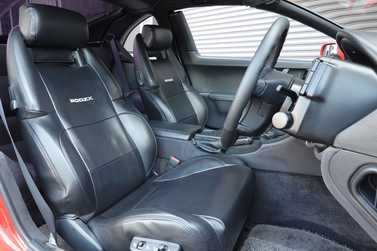 1993 Nissan FAIRLADY Z GCZ32 FAIRLADY Z Twin Turbo 2 By 2 T-Bar Roof, Fujitsubo Muffler, SSR 18 Inch Alloy Wheel