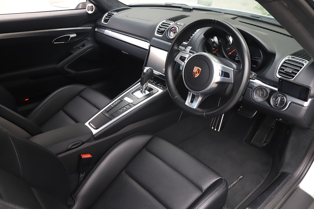 2015 Porsche CAYMAN 