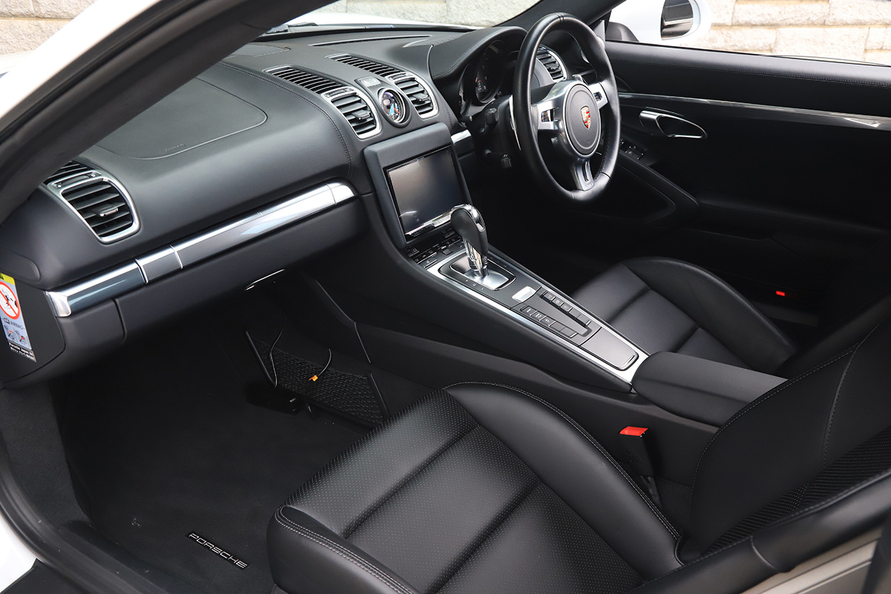 2015 Porsche CAYMAN 