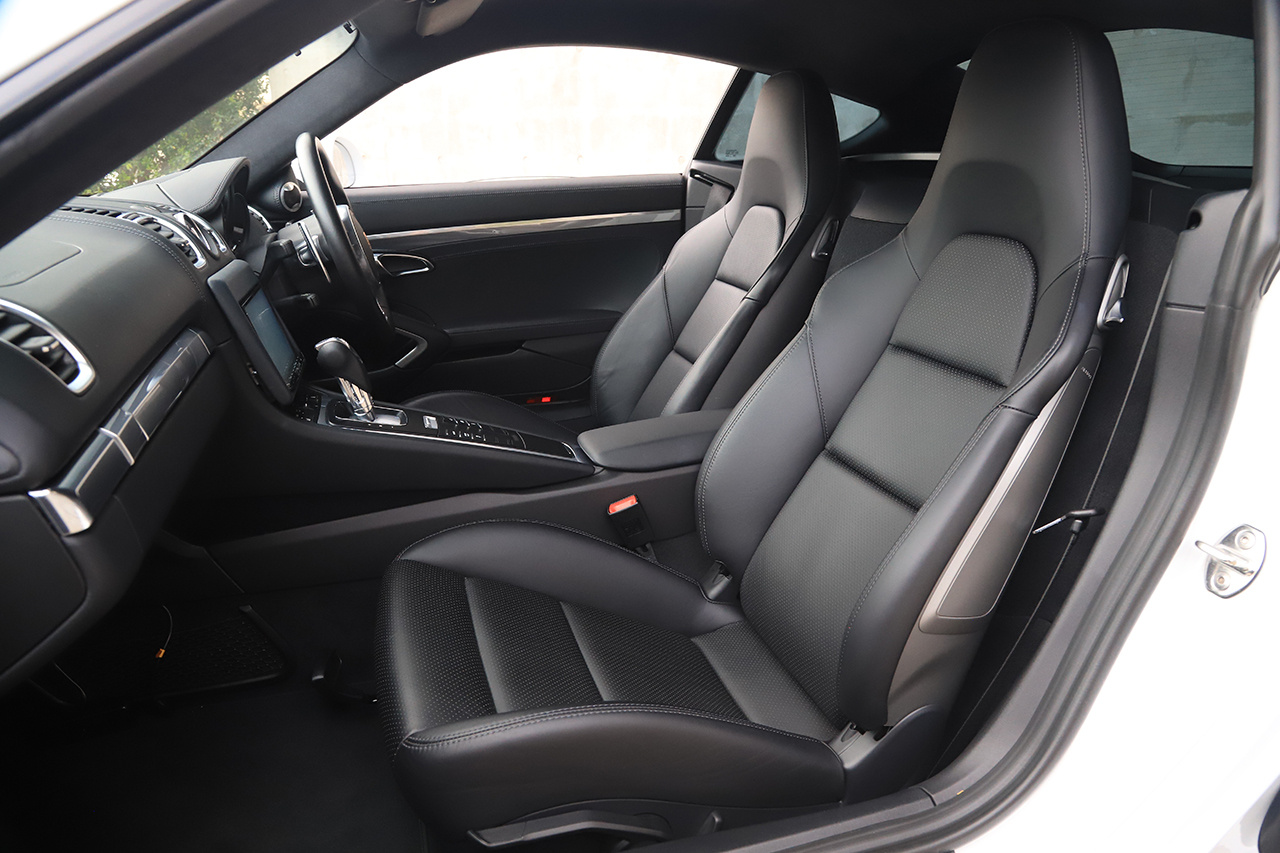 2015 Porsche CAYMAN 