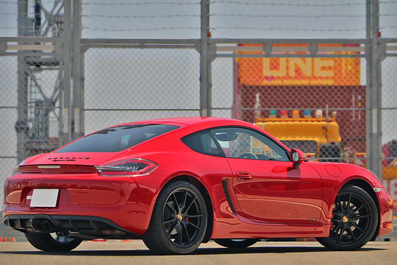 2016 Porsche CAYMAN null