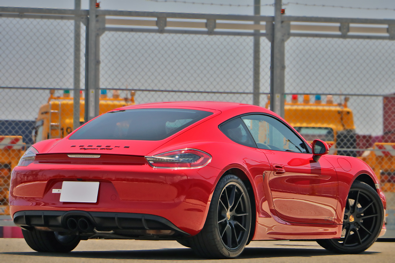 2016 Porsche CAYMAN null