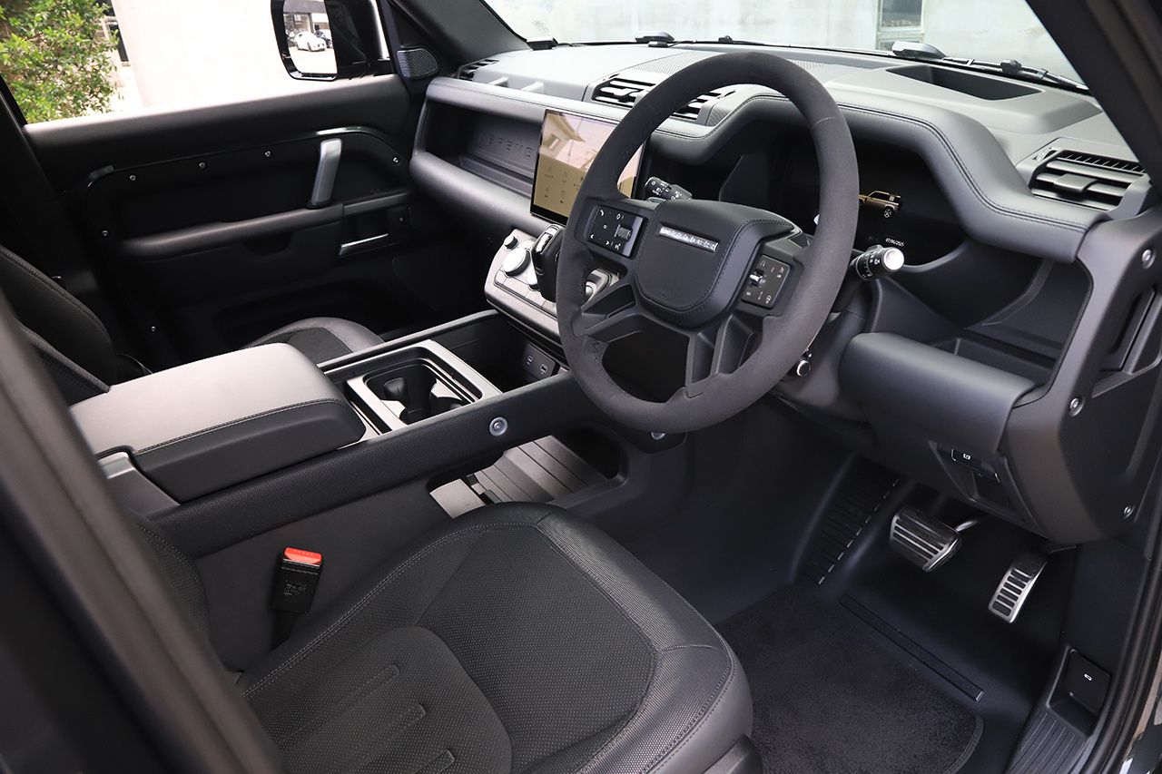 2024 Land Rover DEFENDER null