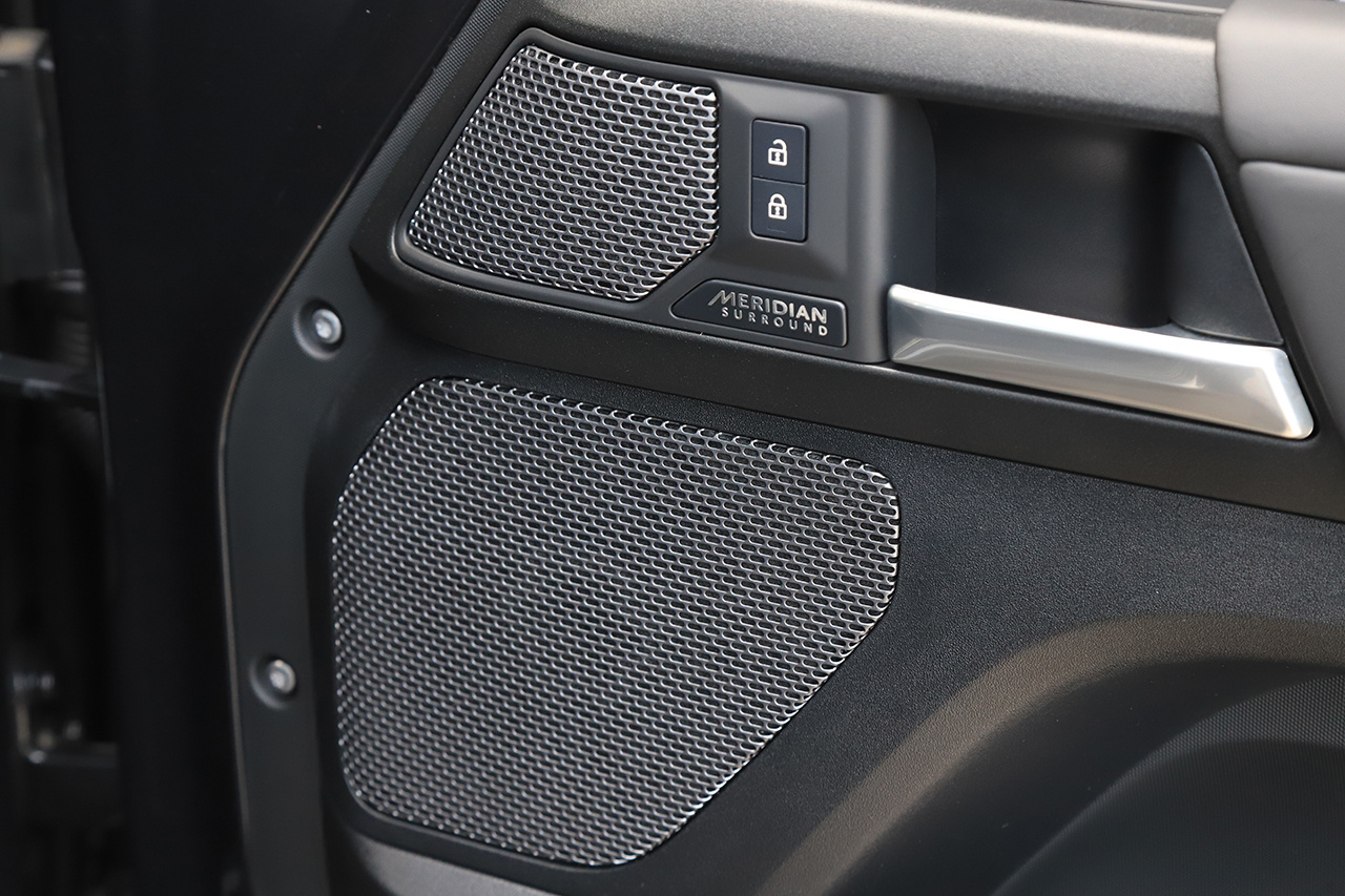 2024 Land Rover DEFENDER null