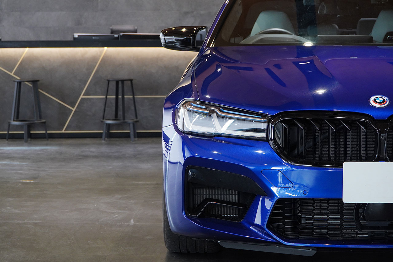2023 BMW M5 null