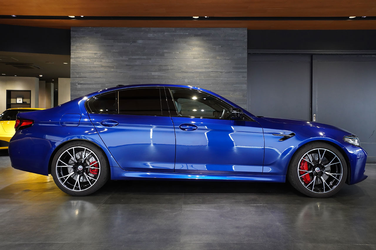 2023 BMW M5 null