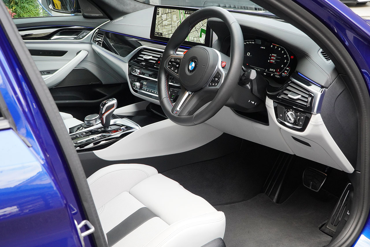 2023 BMW M5 null
